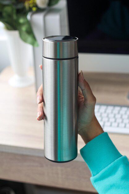 LED Temperature Vacuum Bottle - Silver - 500ml